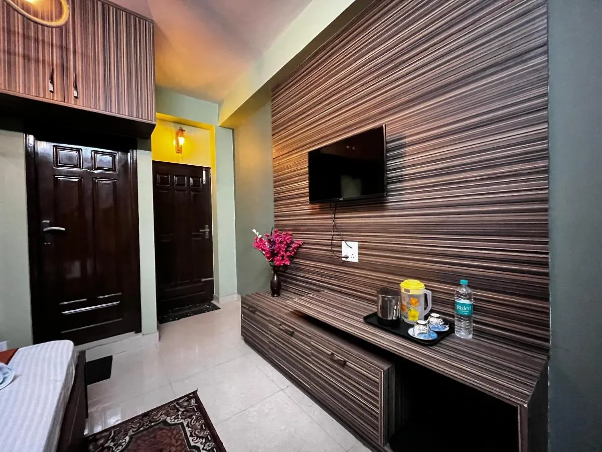 Nirvana Rooms Shimla 0*,